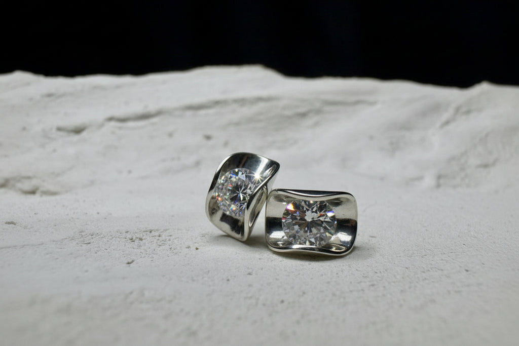 Aura Cradle Studs