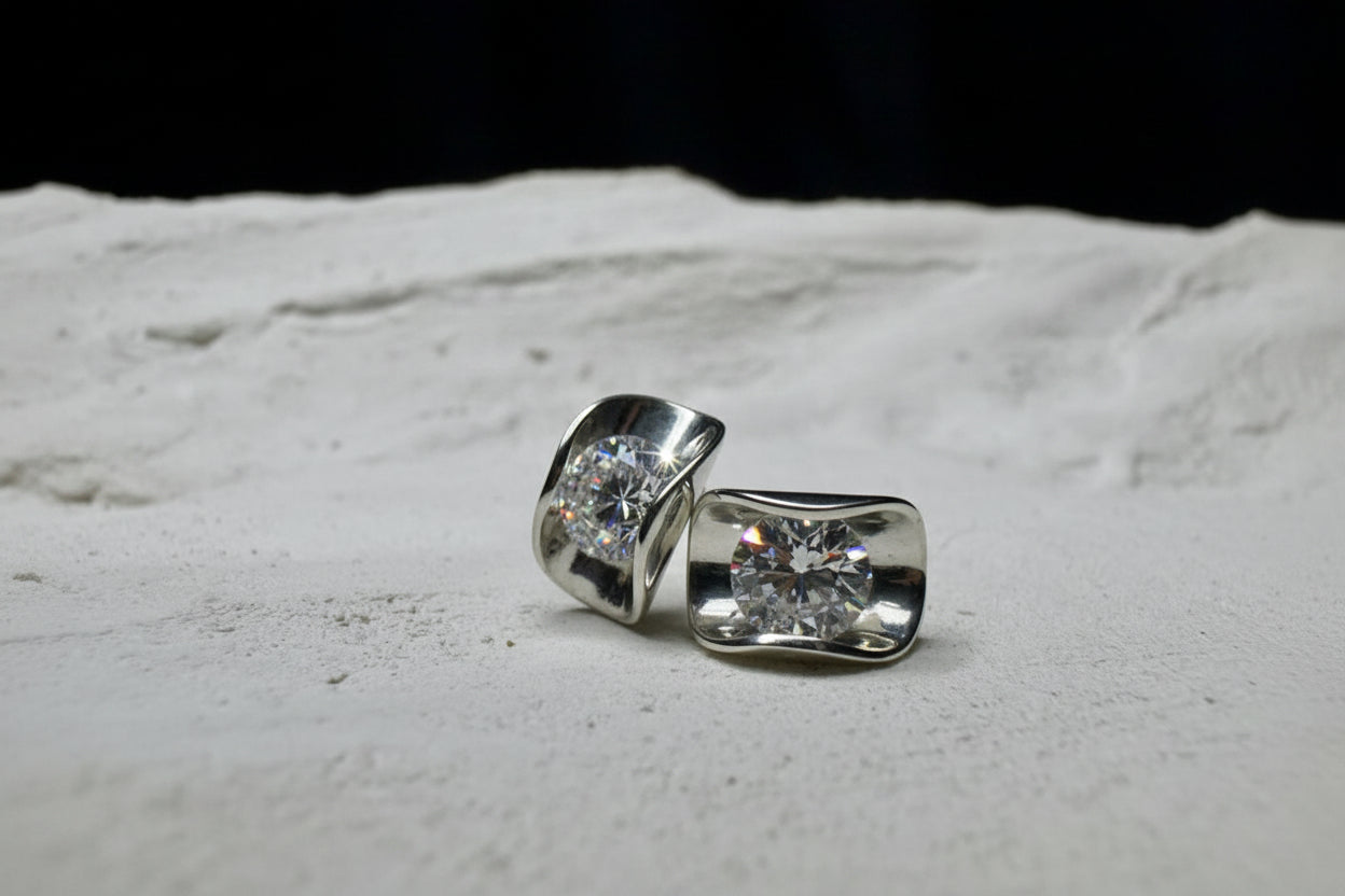 Aura Cradle Studs